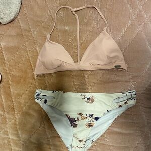 Floral Roxy Bikini Set